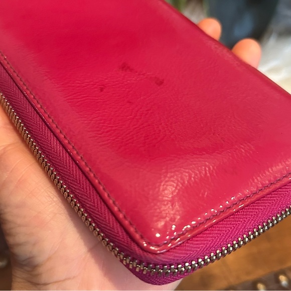Gucci Soho red leather wallet - Picture 7 of 17